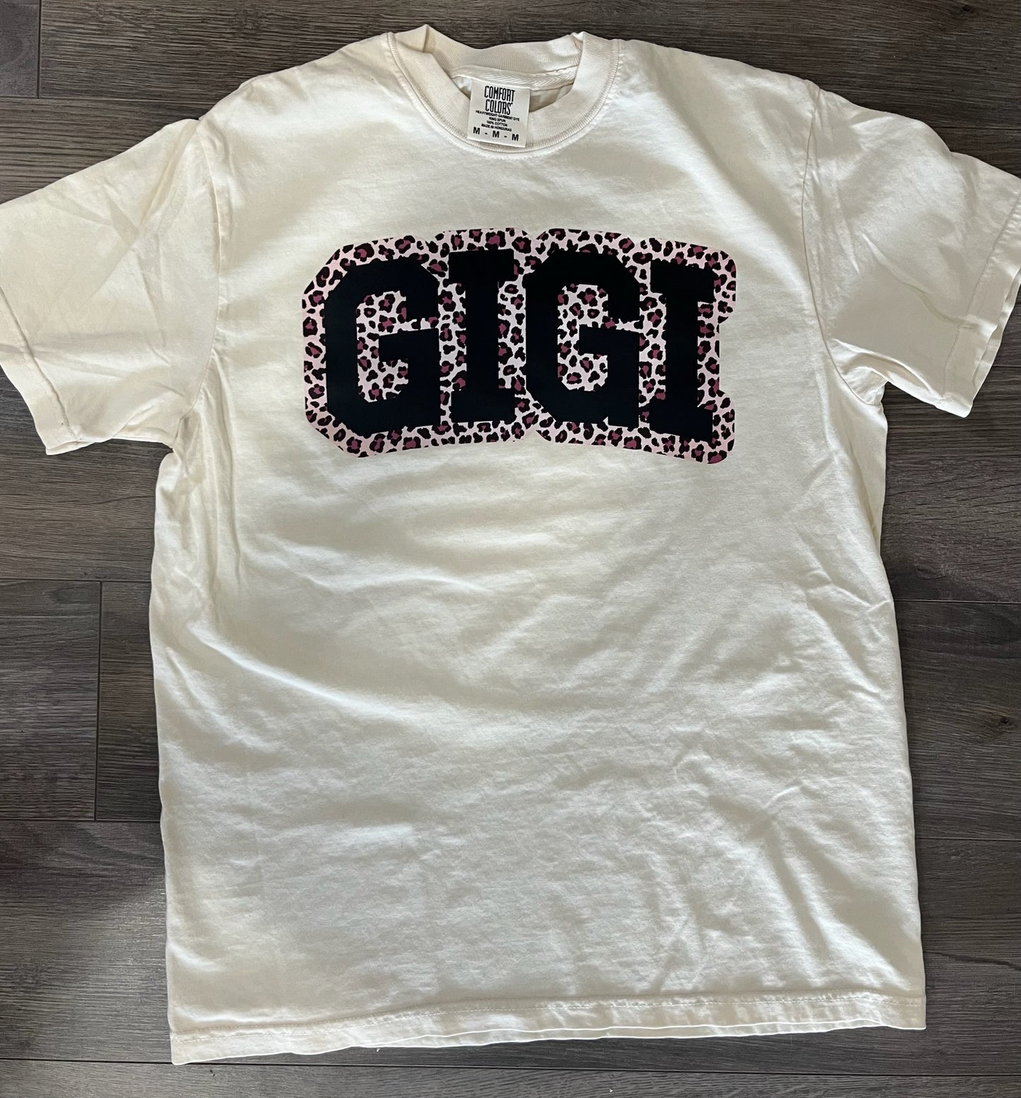 GIGI Cheetah V-Neck Tee